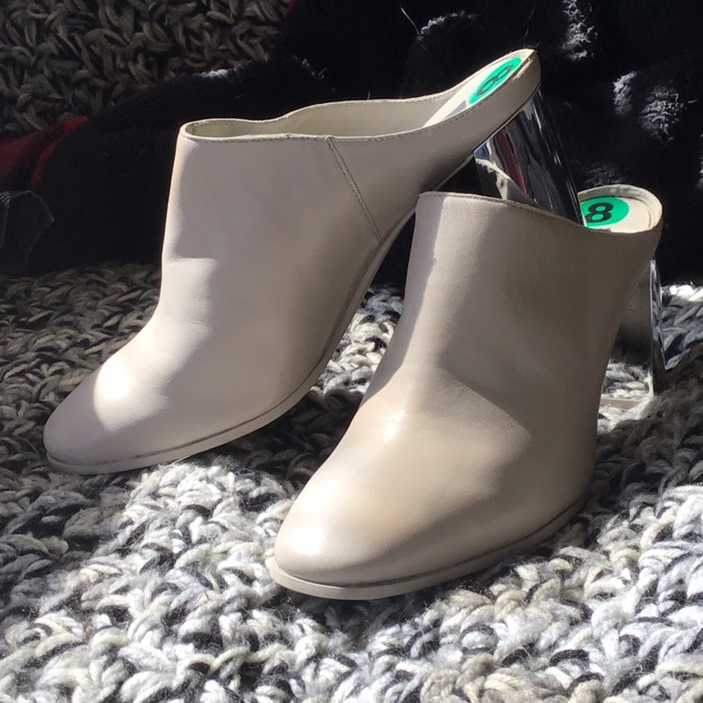 Slip on heels DKNY